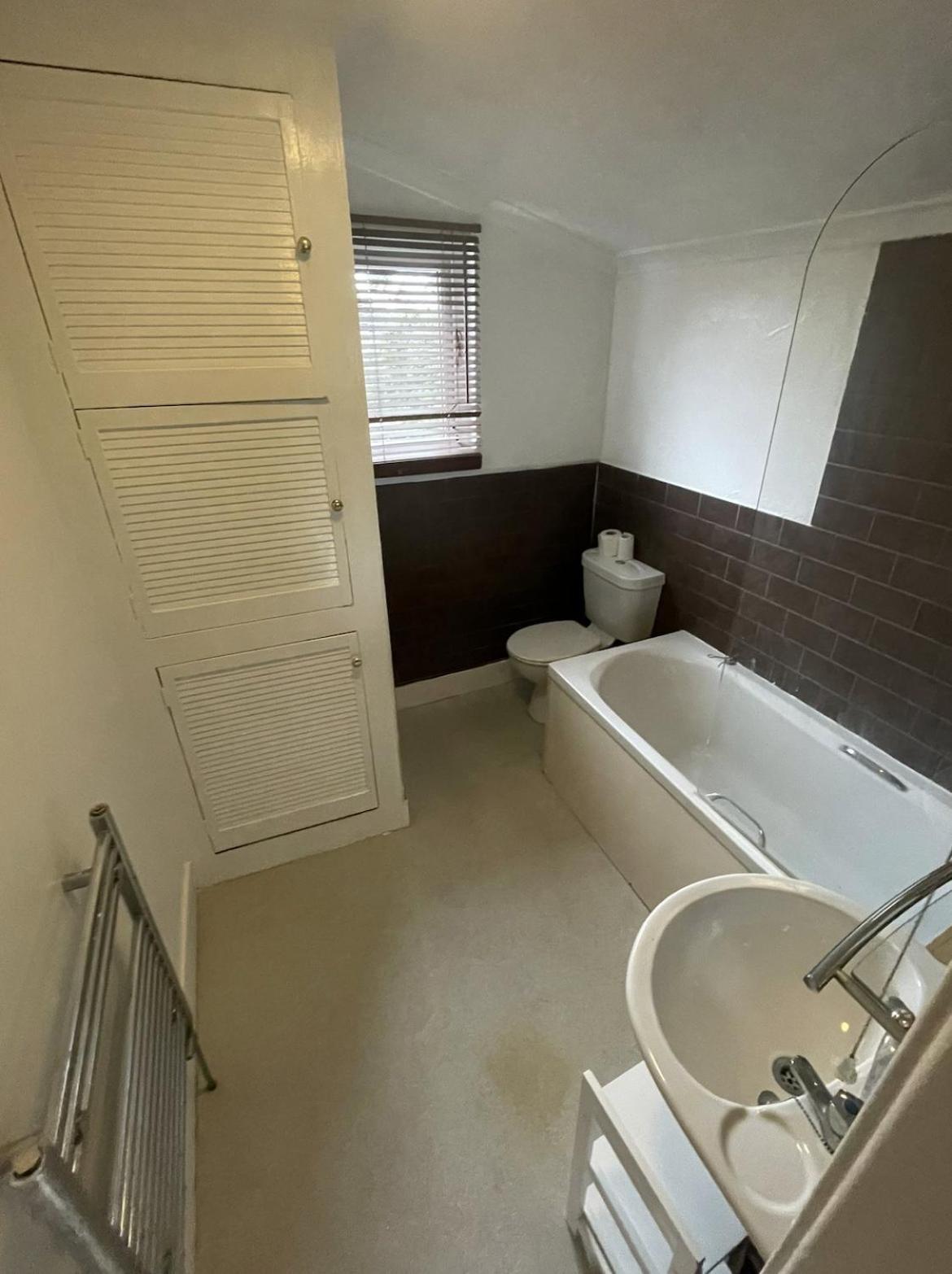 Nky Crystal 4 Bed House
